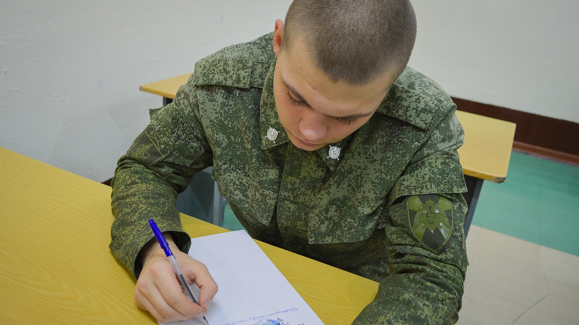 Как правильно написать рапорт военнослужащему: советы военного юриста